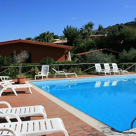 Agriturismo Ruralia Santa Domenica  Exteriör bild