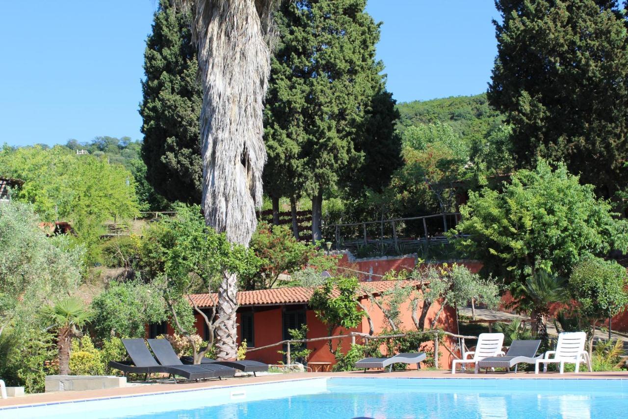 Agriturismo Ruralia Santa Domenica  Exteriör bild