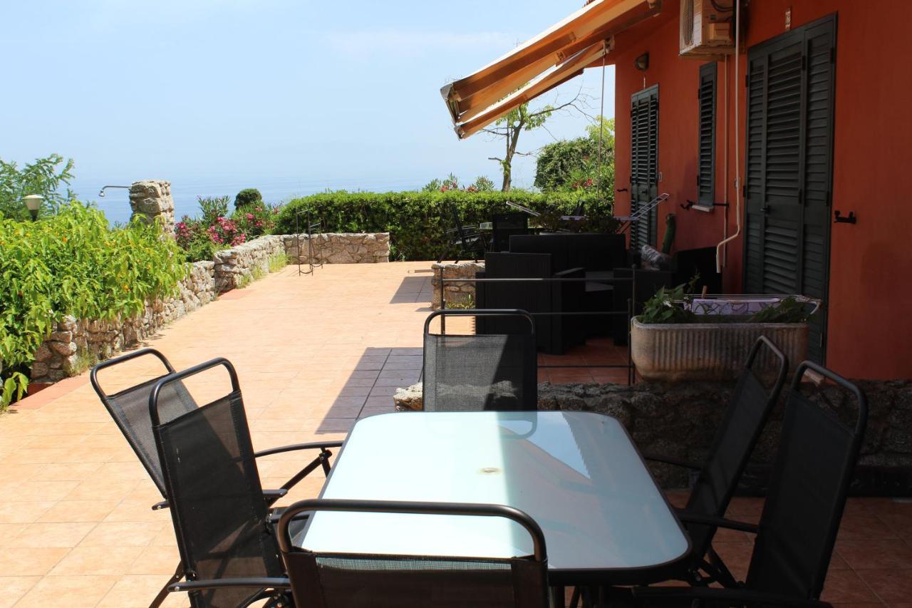 Agriturismo Ruralia Santa Domenica  Exteriör bild