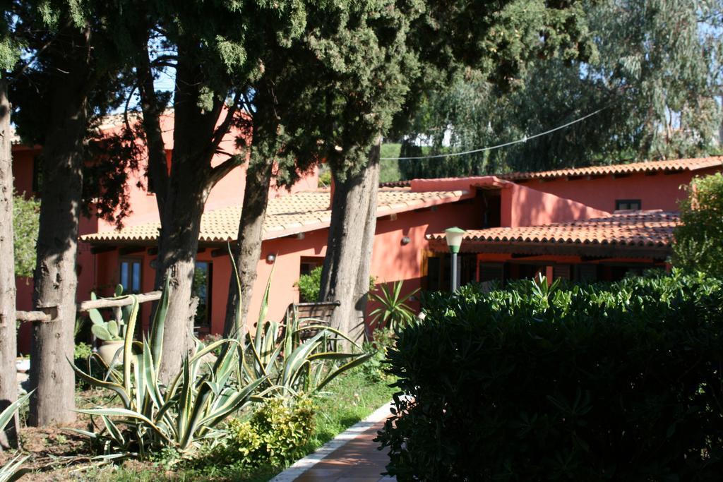 Agriturismo Ruralia Santa Domenica  Exteriör bild