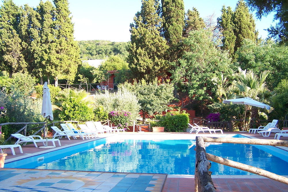 Agriturismo Ruralia Santa Domenica  Exteriör bild